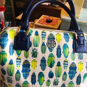 Authentic & Adorable TORY BURCH Beetle Bag